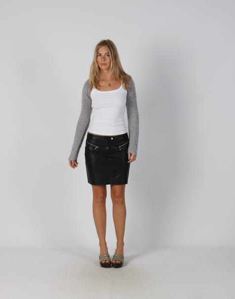 Vintage Patrizia Pepe S leather mini skirt in black - view 1