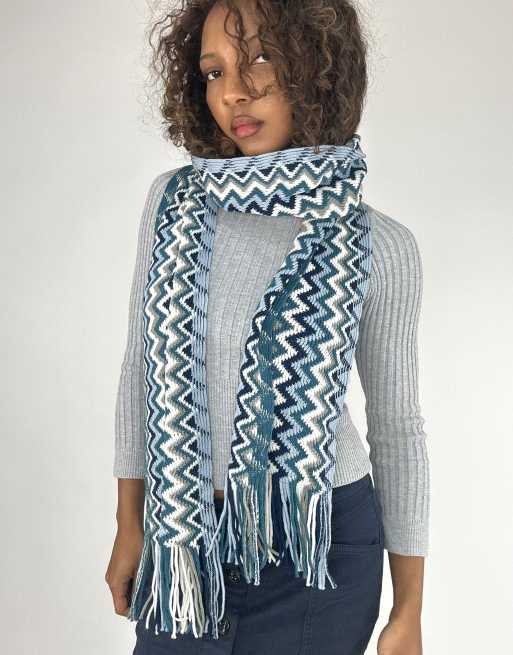 Vintage patterened tassel scarf in blue