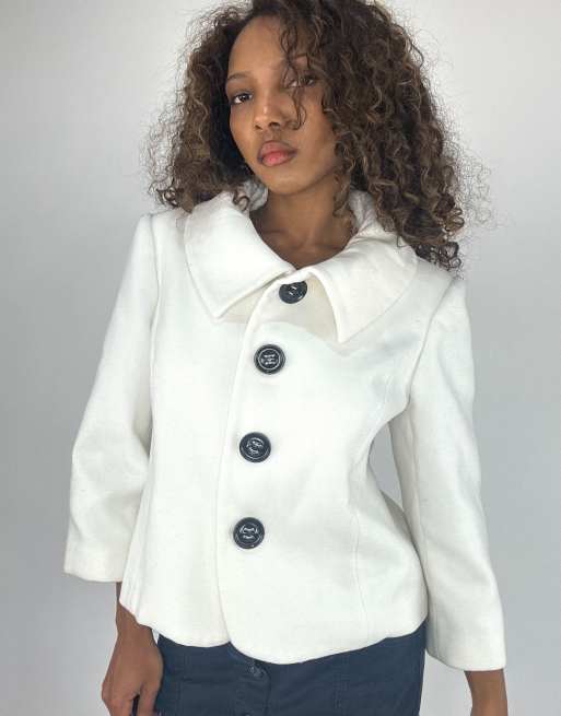 Vintage peacoat in white