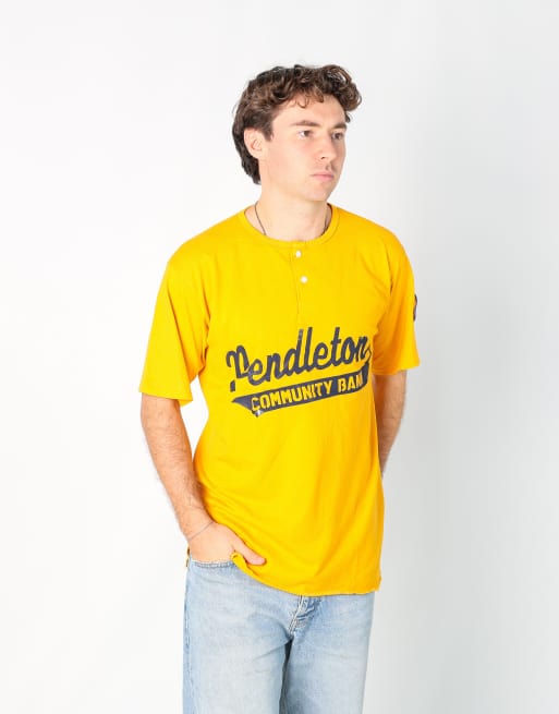 Vintage Pendleton l t-shirt in yellow