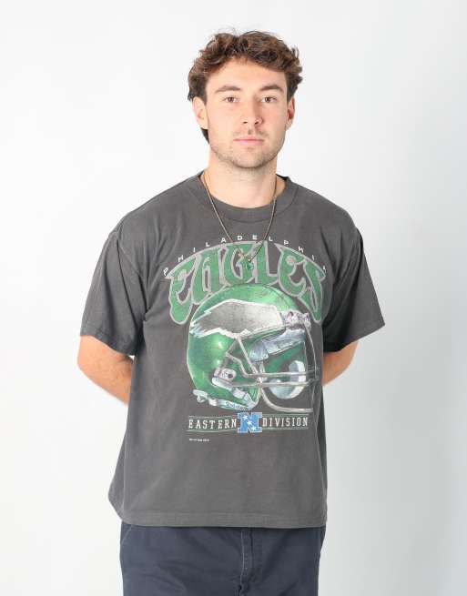 Vintage Philadelphia Eagles l t-shirt in charcoal grey