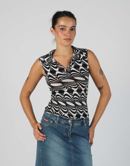 Vintage Pimkie S woven vest in black
