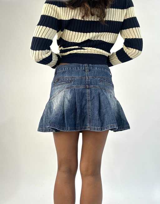 Vintage pleated mini skirt in blue, 2 of 4