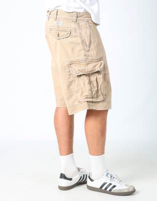 Cargo Pockets 2