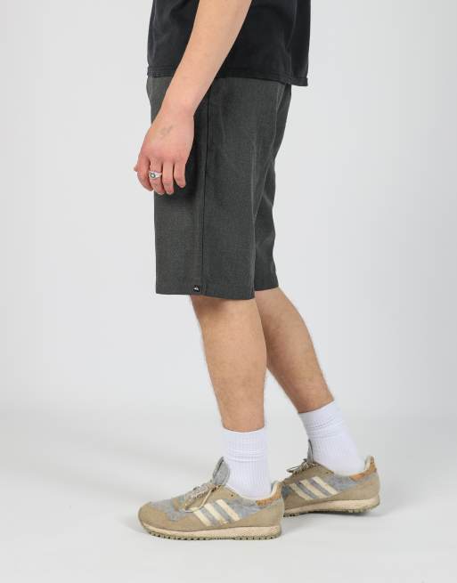 Vintage Quiksilver 32x22 woven straight shorts in charcoal grey