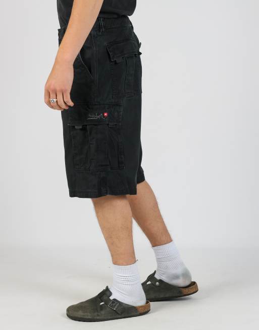 Vintage Quiksilver 36x25 canvas cargo shorts in black