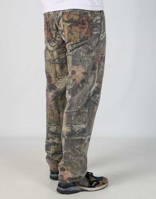 Vintage Realtree 32x34 denim jeans in khaki green