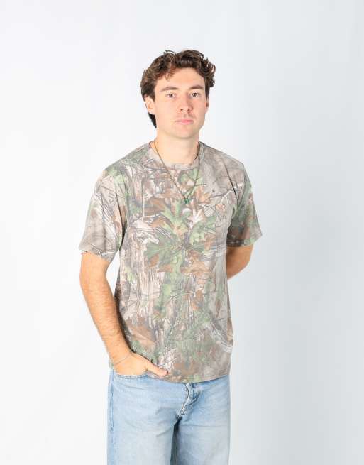 Vintage Realtree l t-shirt in khaki green