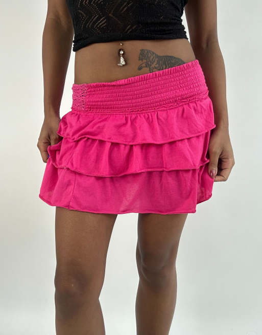 Vintage ruffle mini skirt in pink