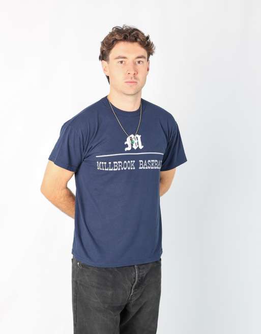 Vintage Russel Athletic m t-shirt in navy blue
