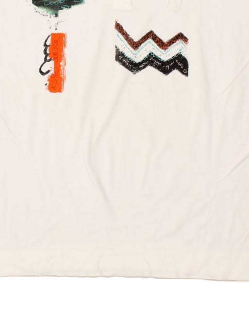 Vintage Sergio Tacchini Size L Graphic T-Shirt Top in White, 3 of 4