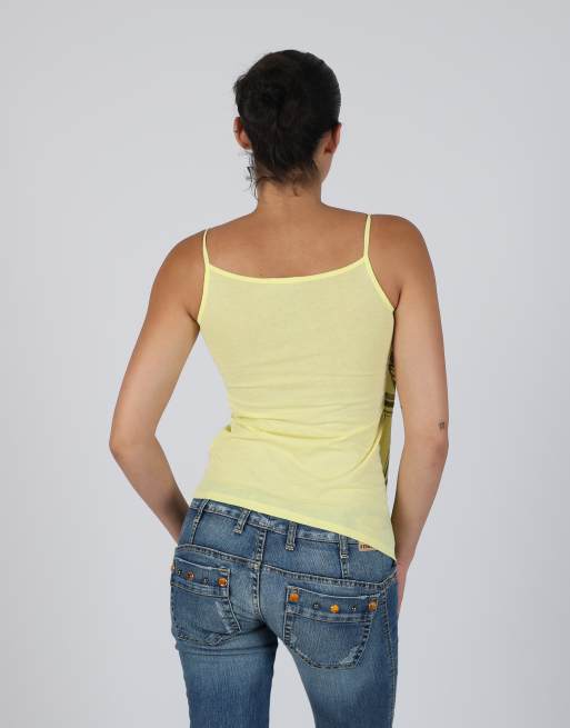 Vintage Sisley XS woven vest in yellow, 2 of 4