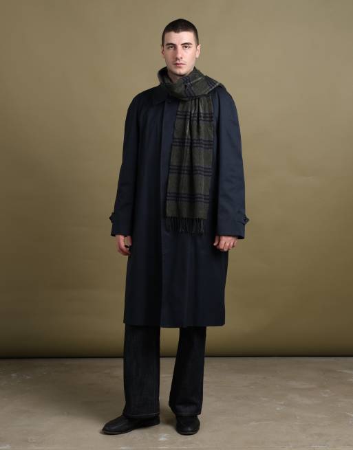 Vintage size 2XL Burberry's trench coat in navy, 5 of 7