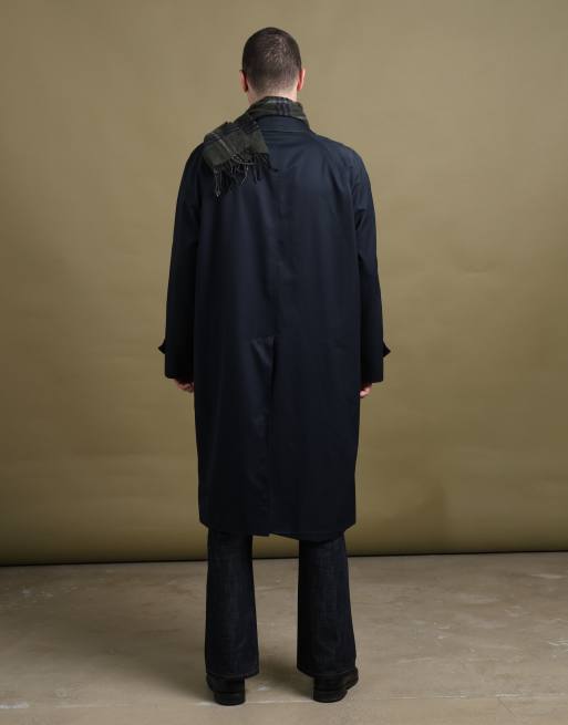 Vintage size 2XL Burberry's trench coat in navy, 7 of 7