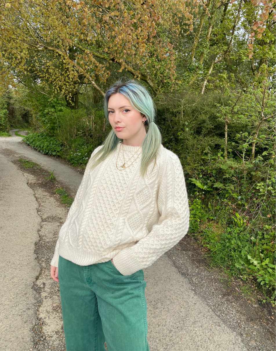 Vintage Size L 80s hand knitted cream aran wool jumper