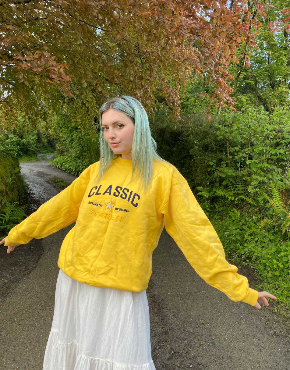 Vintage Size L 90s classic embroidered yellow reto sweatshirt 2