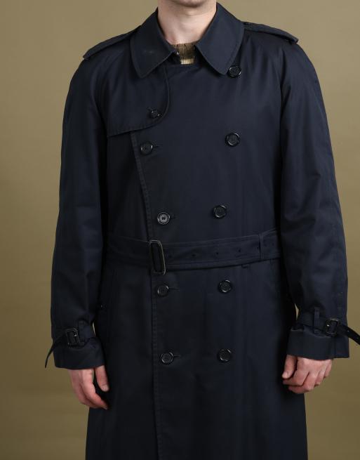 Vintage size L Burberry's double breasted trench coat in navy, 6 of 6