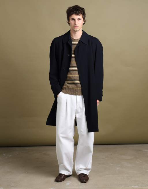 Vintage size L Burberry's overcoat in navy, 2 of 7