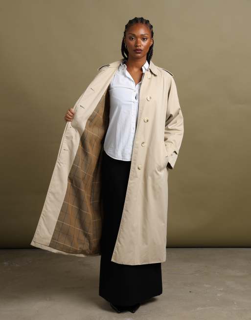 Vintage size L Burberrys trench coat in cream, 4 of 7