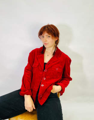 Thumbnail 2 of 4