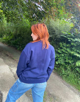 Thumbnail 4 of 4