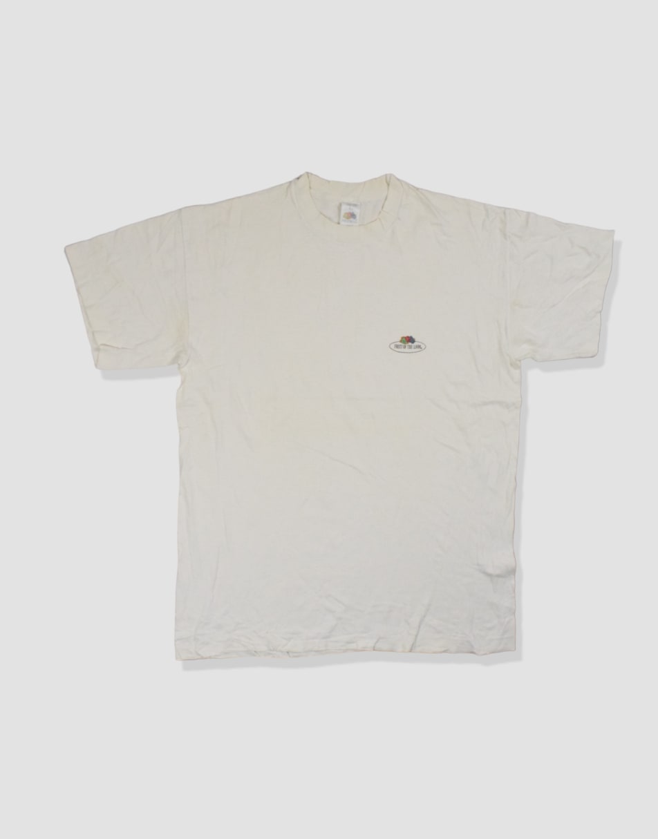 Vintage size L fruit of the loom t-shirt in white
