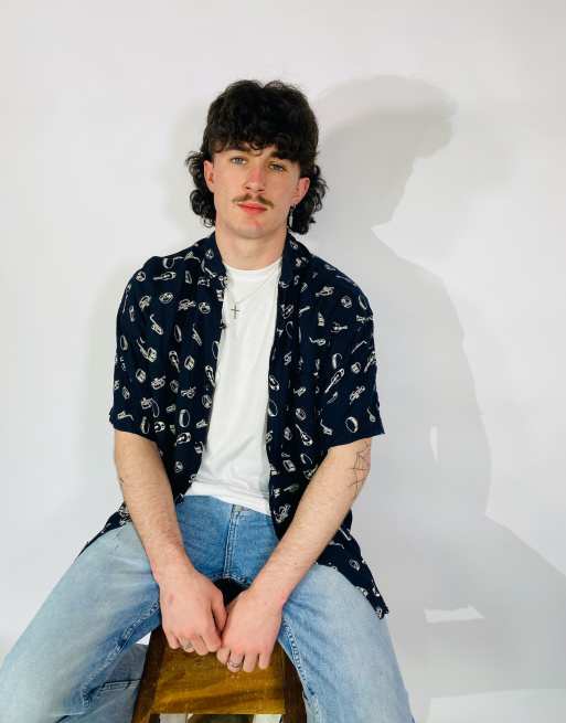 Vintage Size L Hawaiian Short Sleeve Shirt In Multi