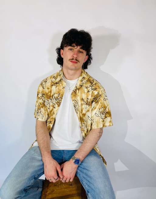 Vintage Size L Hawaiian Short Sleeve Shirt In Multi