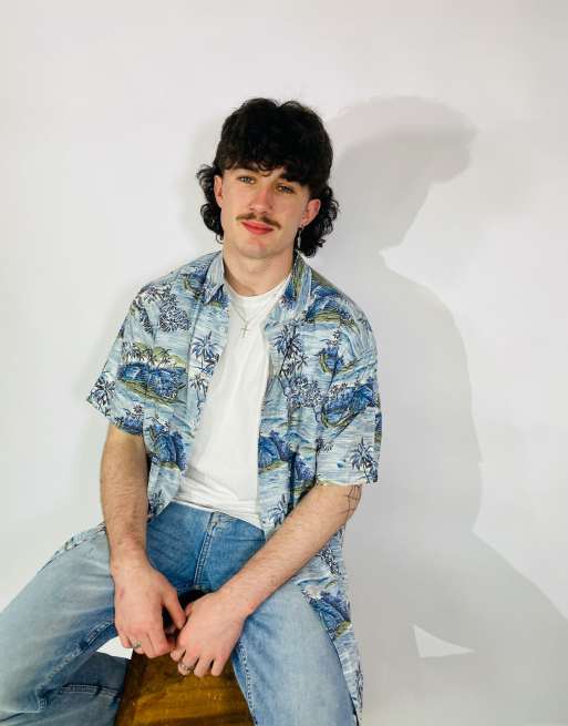 Vintage Size L Hawaiian Short Sleeve Shirt In Multi
