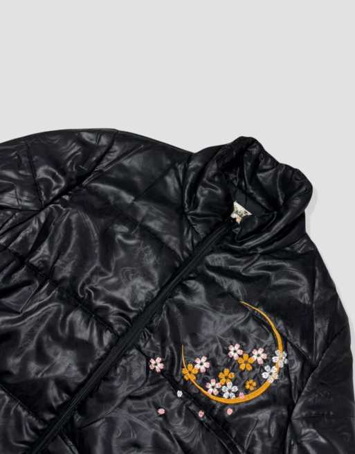 Vintage size L Karakuri Tamashii Japanese puffer jacket in black, 4 of 4