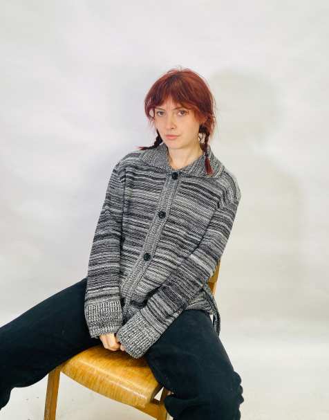 Vintage Size L Knitted Cardigan in Grey - view 1