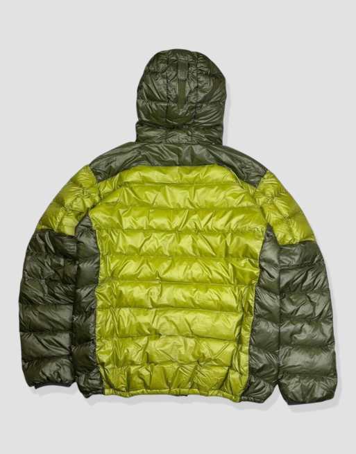 Vintage size L Montbell puffer jacket in green, 2 of 4