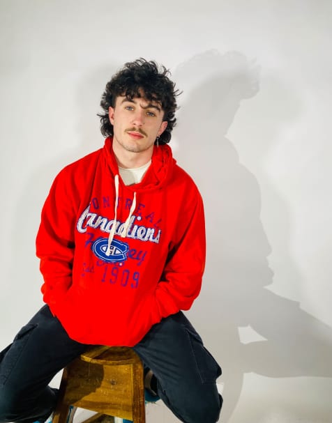 Vintage Size L Montreal Canadiens Hoodie in Red - view 1