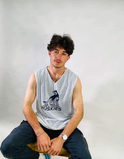 Vintage Size L North Toronto Huskies Vest in white