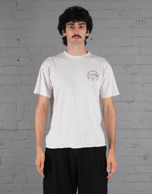 Vintage Size L Sky Diving Graphic T-Shirt in Grey