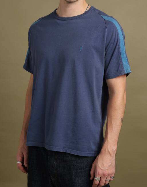 Vintage size L Yves Saint Laurent t-shirt in navy, 3 of 6