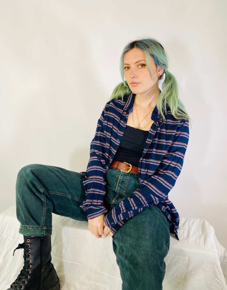 Vintage Size M 90s plaid USA flannel grunge y2k skater shirt in multi