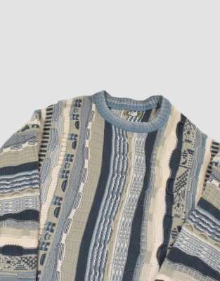 Thumbnail 3 of 4