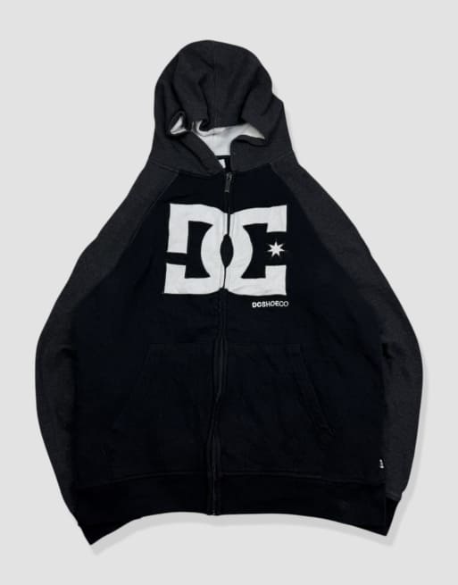Vintage size M DC embroidered full-zip hoodie in black