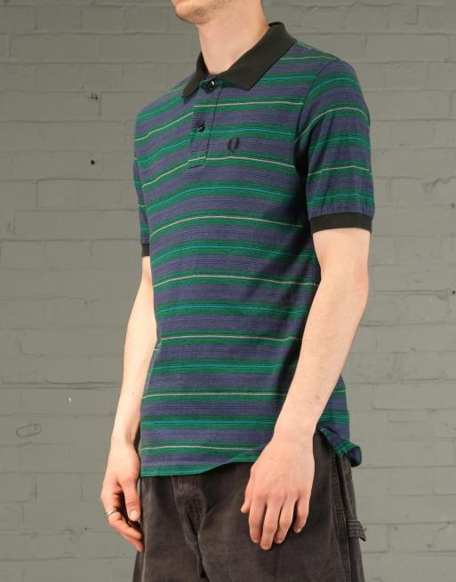 Vintage Size M Fred Perry polo shirt in green, 3 of 4