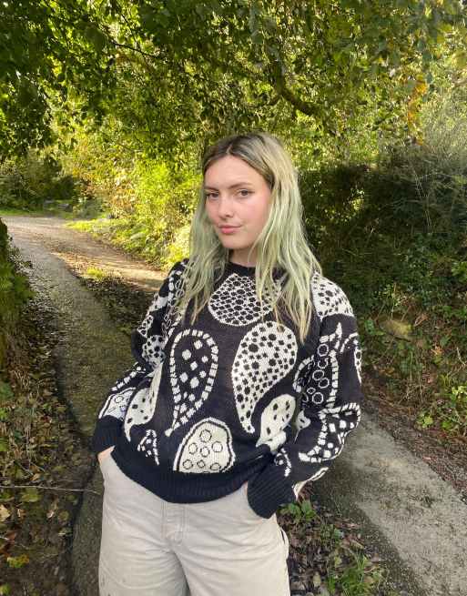 Vintage Size M Knitted Abstract Patterned Jumper in Multi