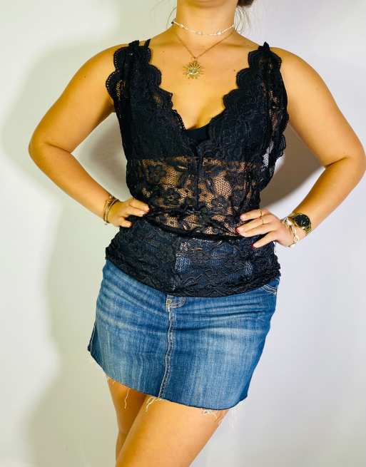 Vintage Size M Y2K Lace Cami Top In Black