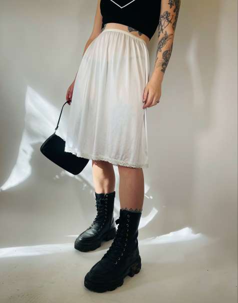 Vintage Size S 90s satin lace detail slip skirt in white - view 1