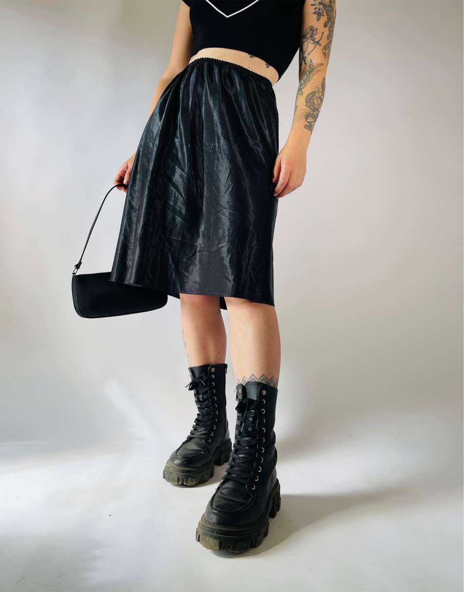 Vintage Size S 90s satin midi slip skirt in black