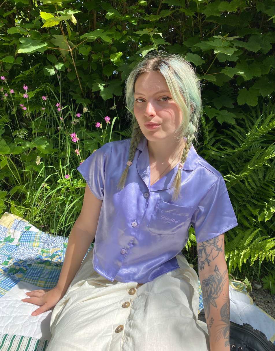 Vintage Size S 90s y2k satin limited crop button up shirt