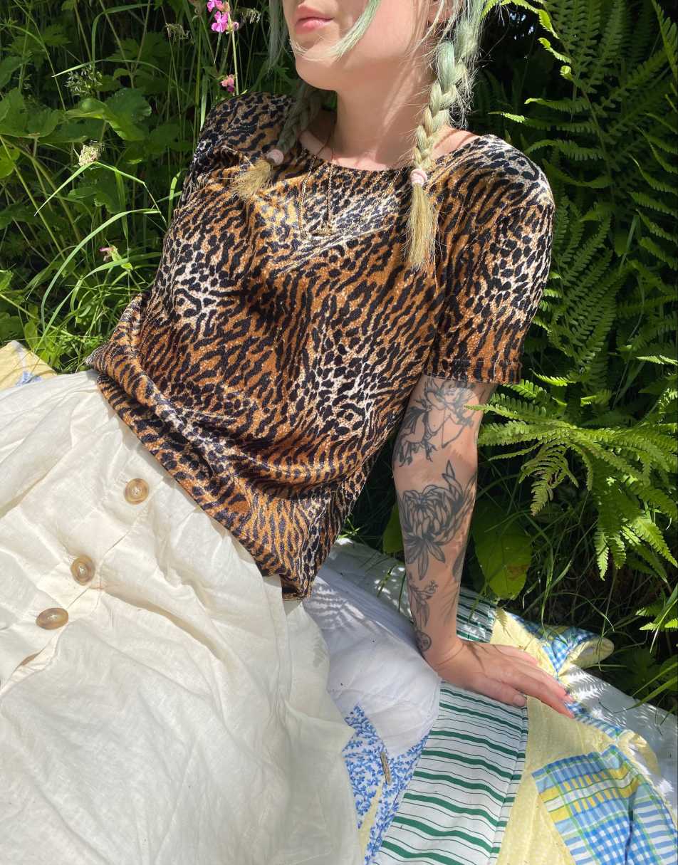 Vintage Size S leopard print velvet top 1