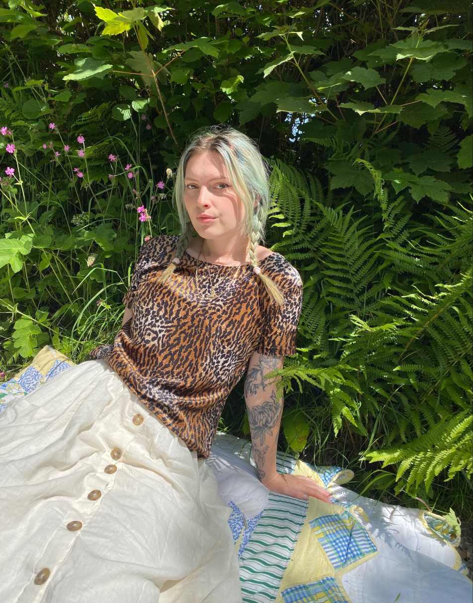 Vintage Size S leopard print velvet top 2