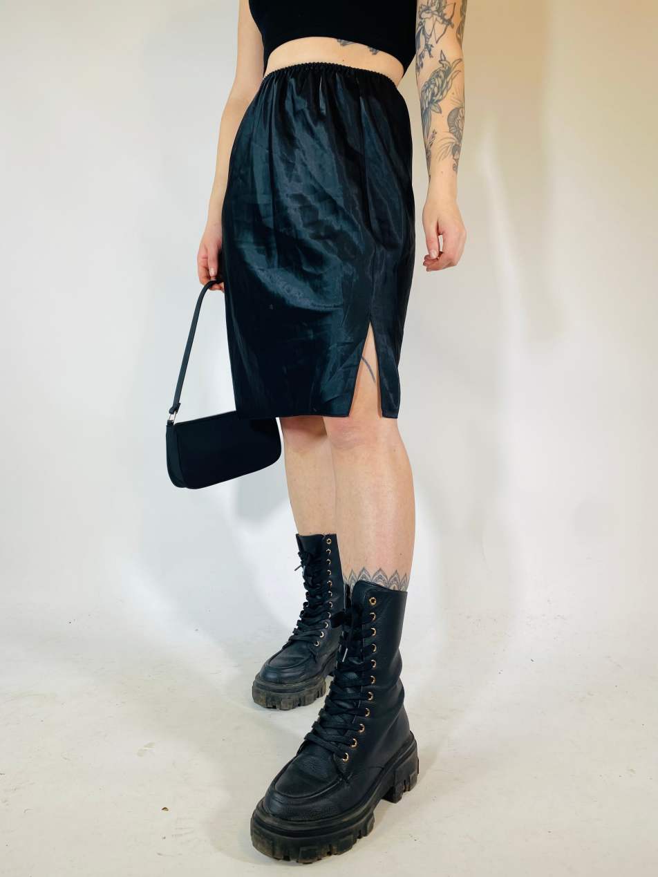 Vintage Size S satin lace slip skirt in black