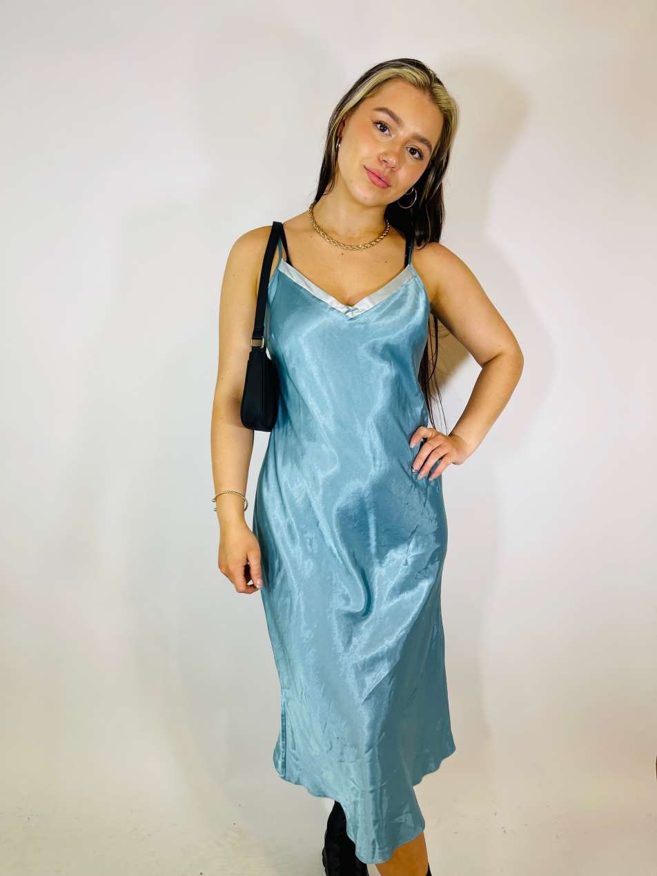 Vintage Size S satin midi slip dress in blue