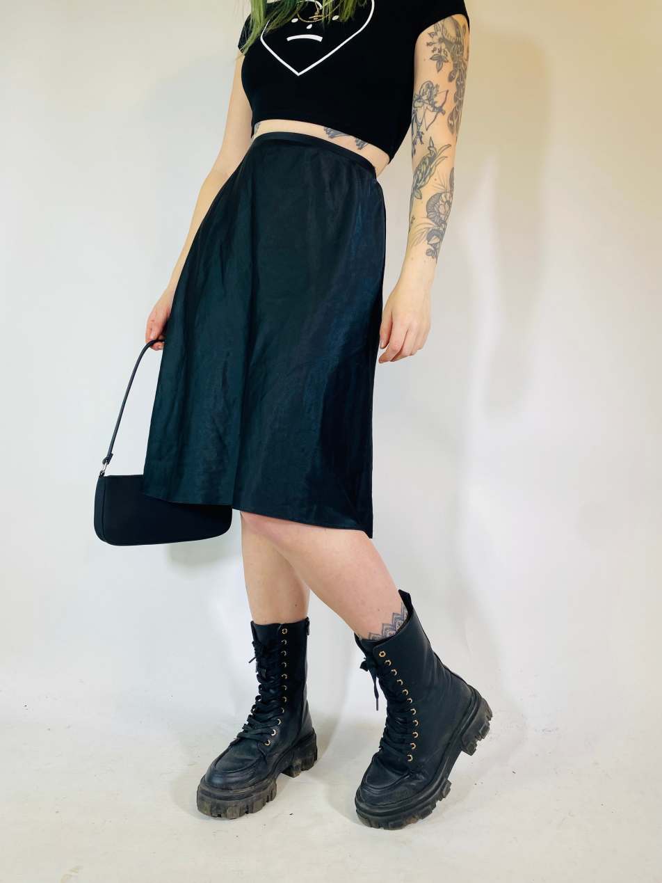 Vintage Size S satin midi slip skirt in black